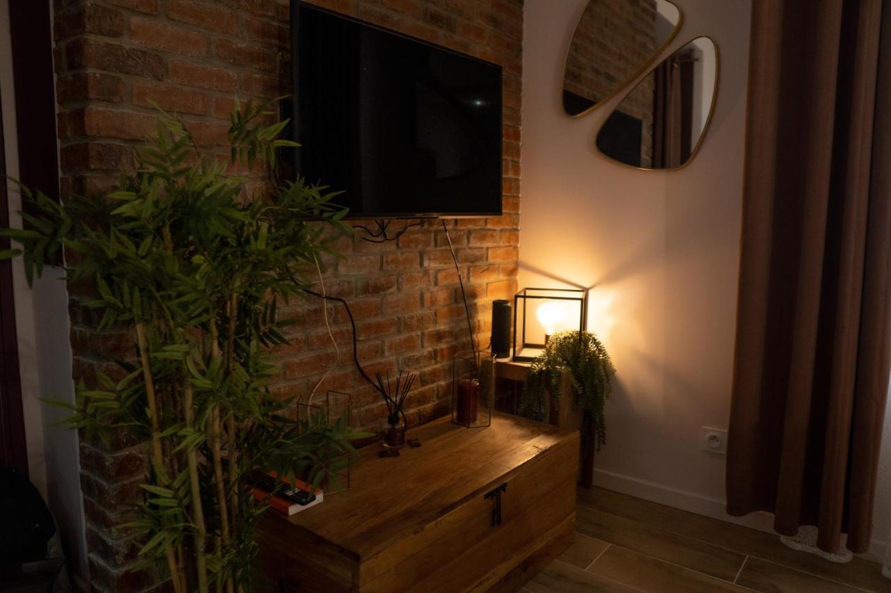 Studio Coeur De Ville Sanary Tres Cosy Parking Экстерьер фото